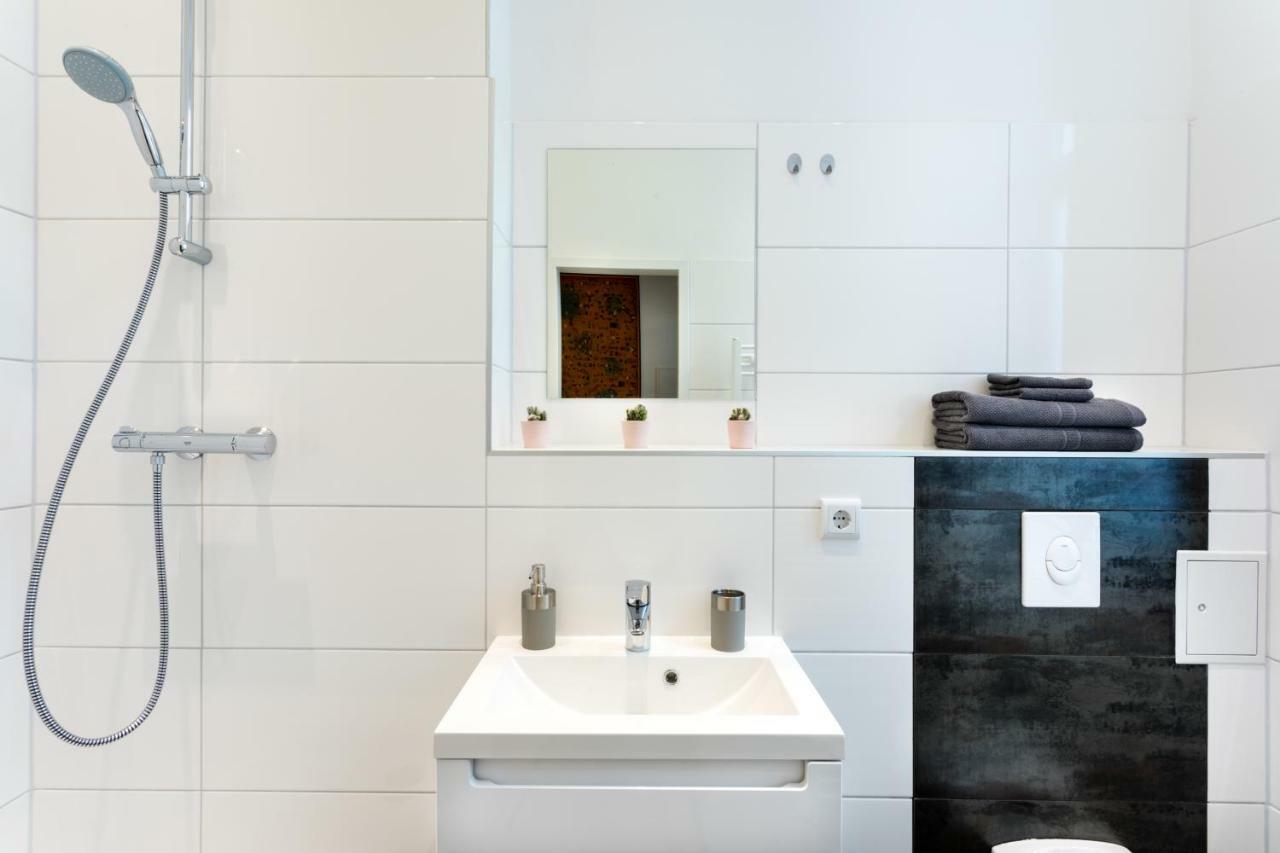 Meedo I Apartment Berlin Bagian luar foto